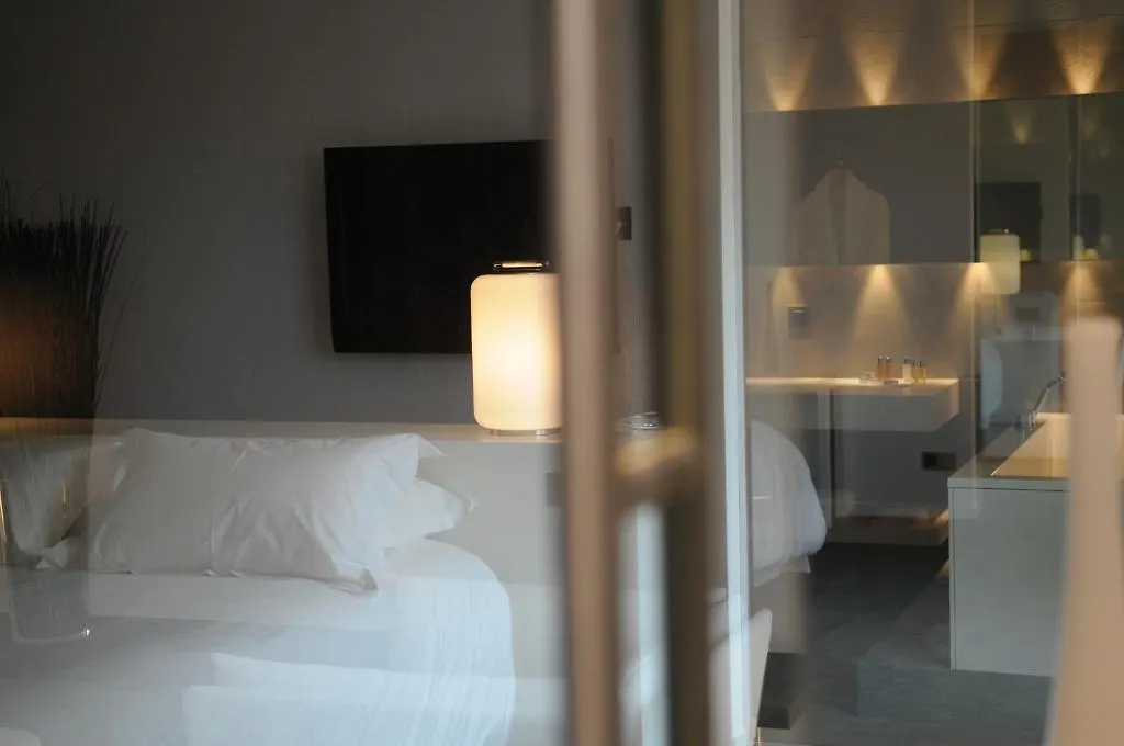 Bdesign & Spa Paradou Frankrike
